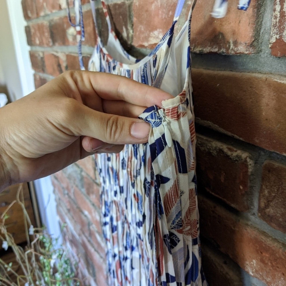 Banana Republic beautiful sundress NWOT - Picture 5 of 6